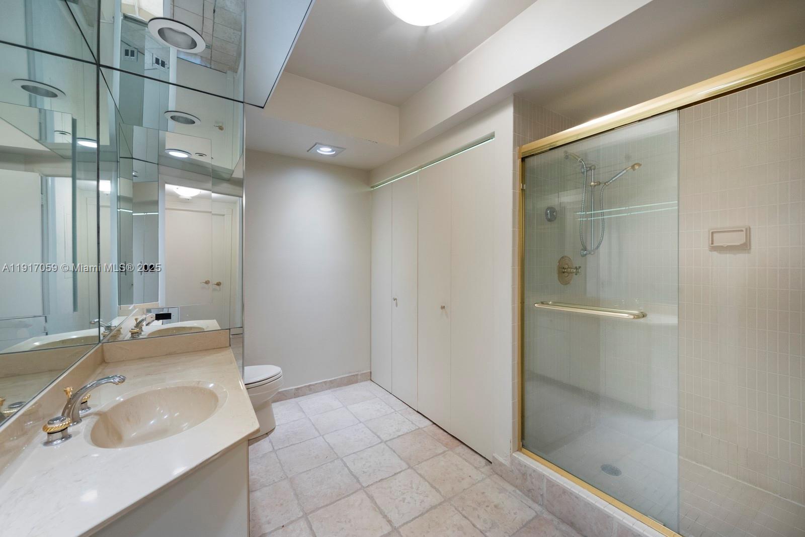 Photo of 20281 Country Club Dr  #1009, Aventura, Florida, 33180 - 