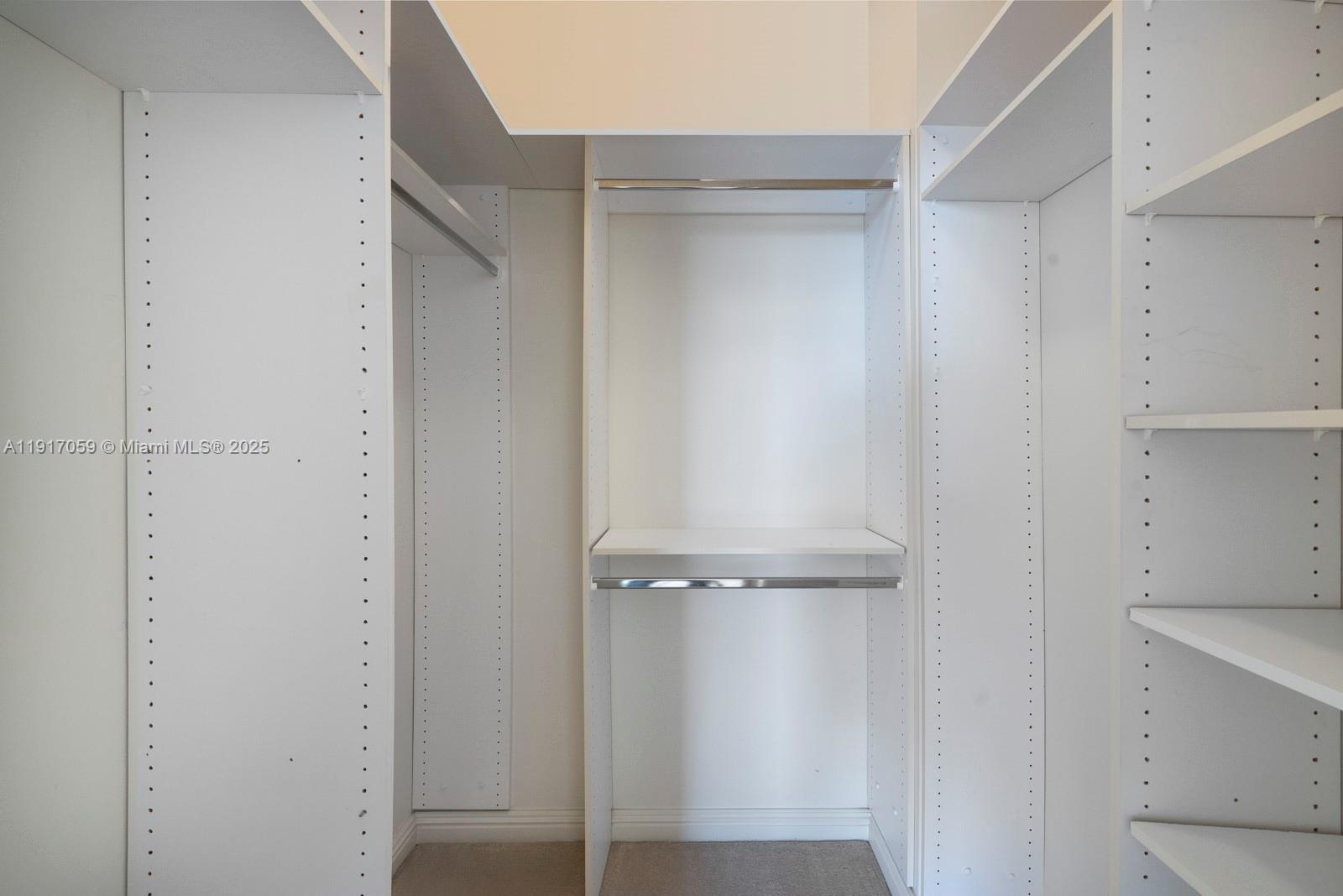 Photo of 20281 Country Club Dr  #1009, Aventura, Florida, 33180 - 