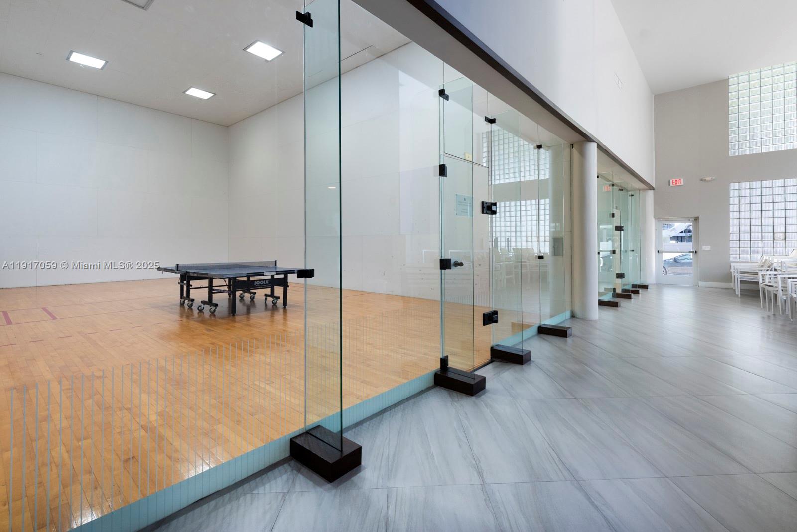 Photo of 20281 Country Club Dr  #1009, Aventura, Florida, 33180 - 