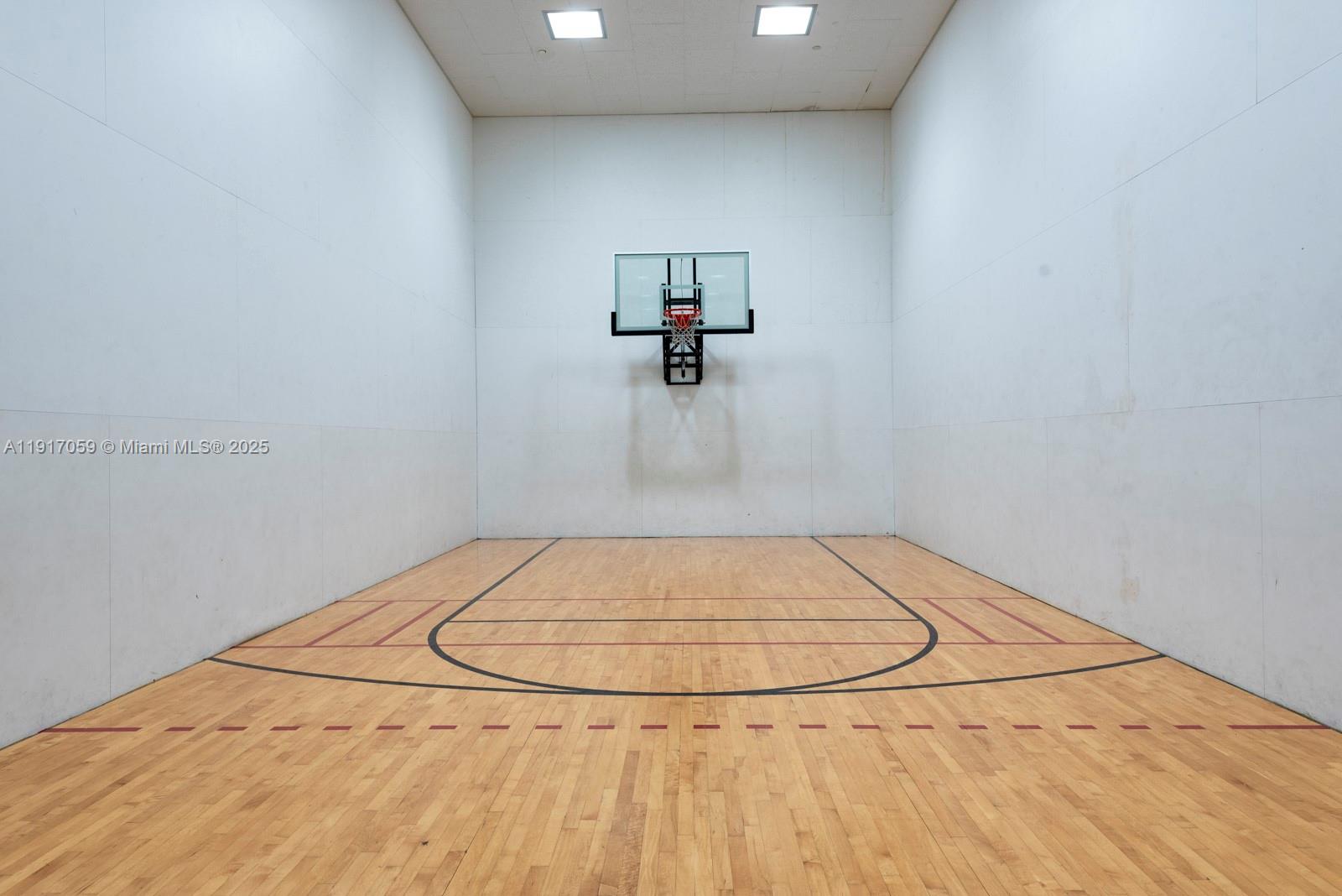 Photo of 20281 Country Club Dr  #1009, Aventura, Florida, 33180 - 