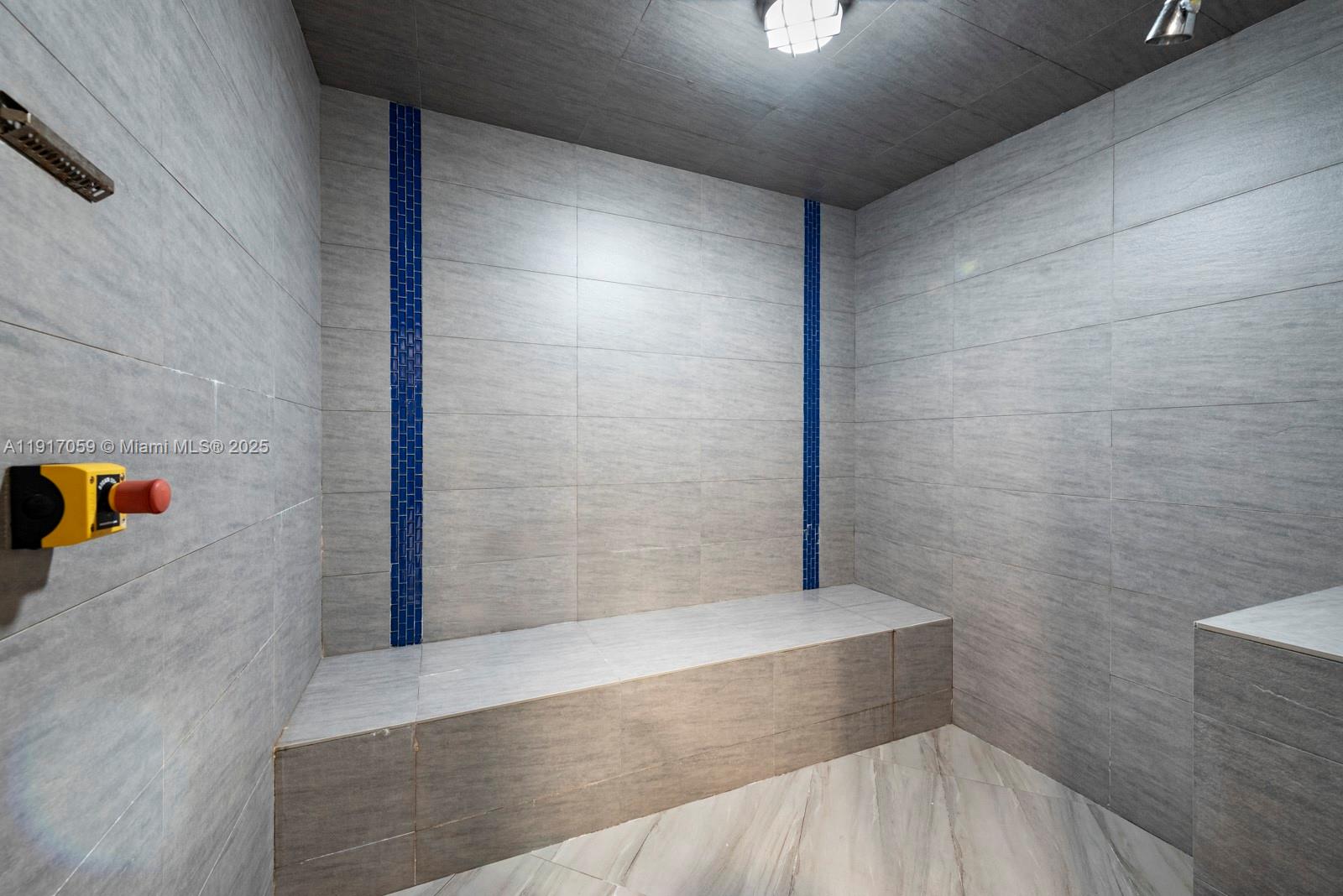 Photo of 20281 Country Club Dr  #1009, Aventura, Florida, 33180 - 