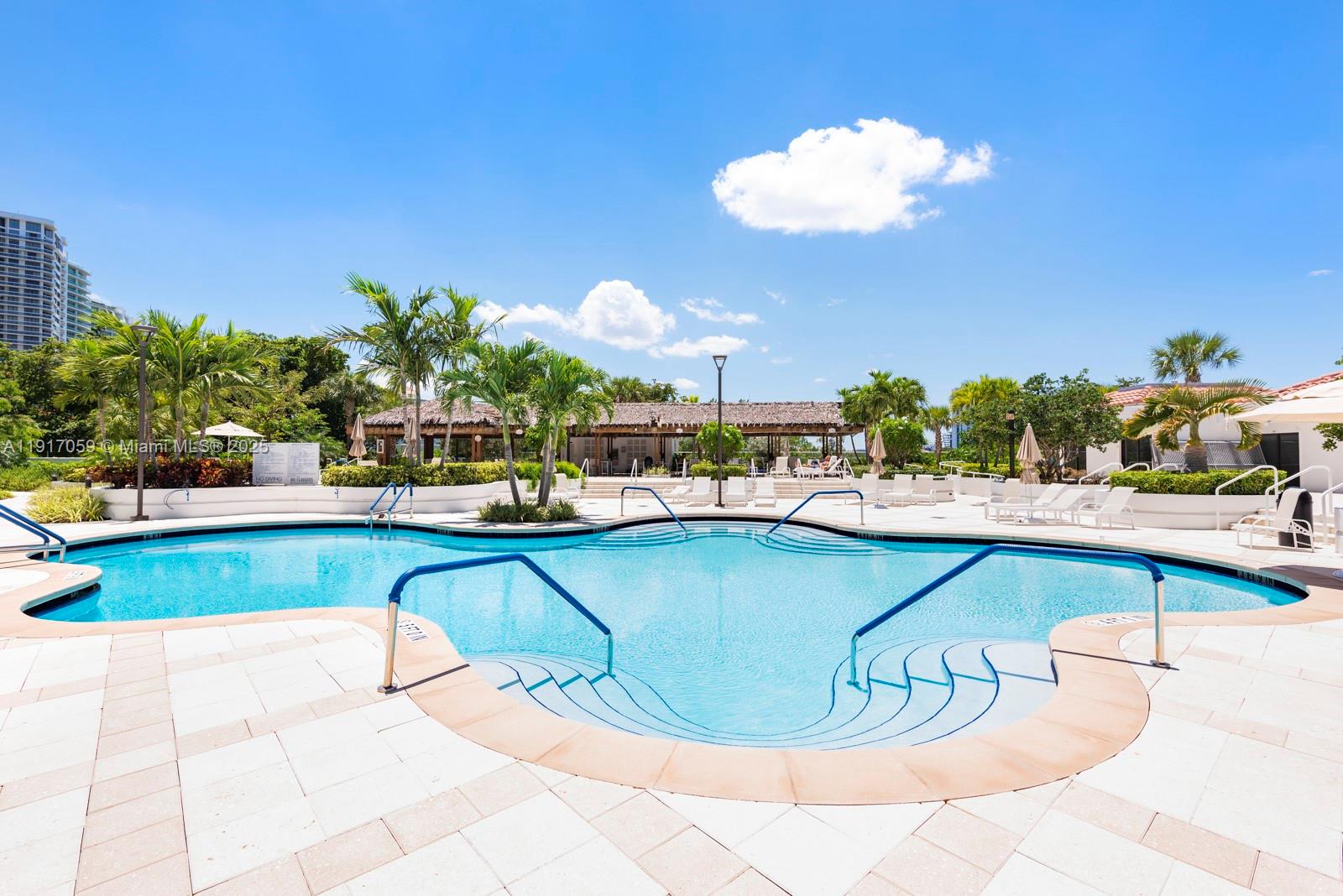 Photo of 20281 Country Club Dr  #1009, Aventura, Florida, 33180 - 