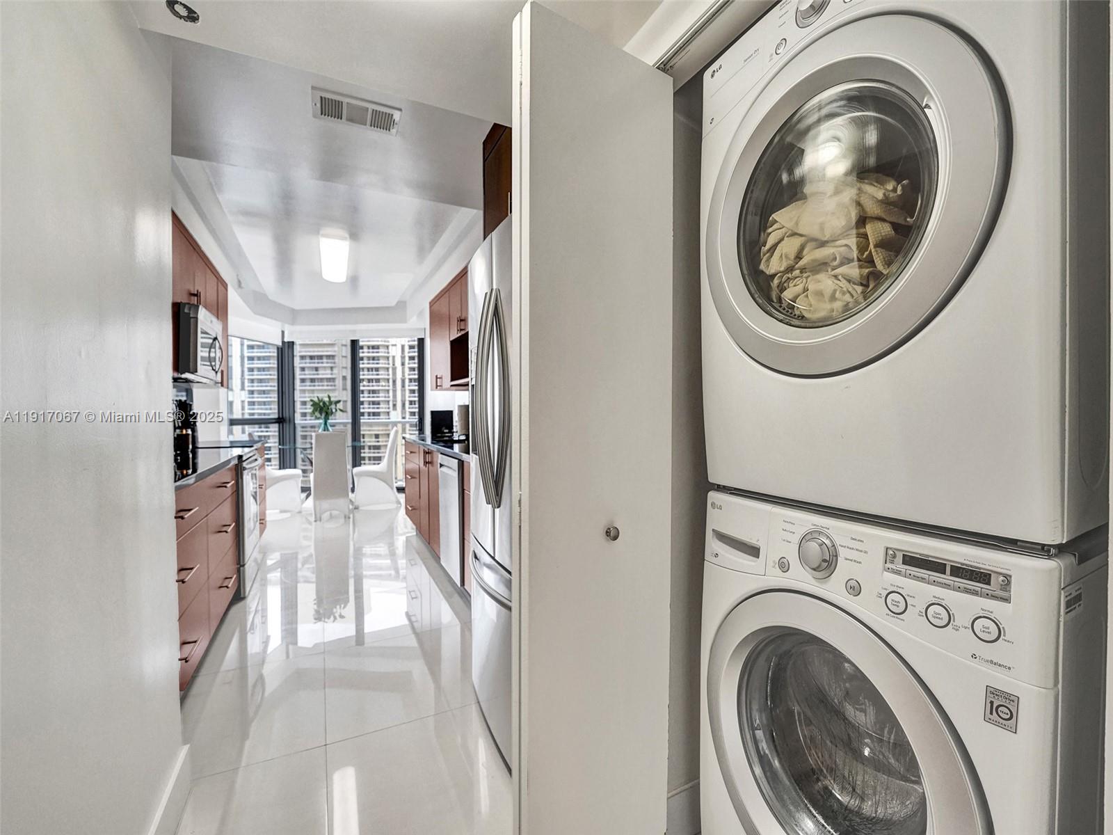 Photo of 20281 Country Club Dr #1114, Aventura, Florida, 33180 -