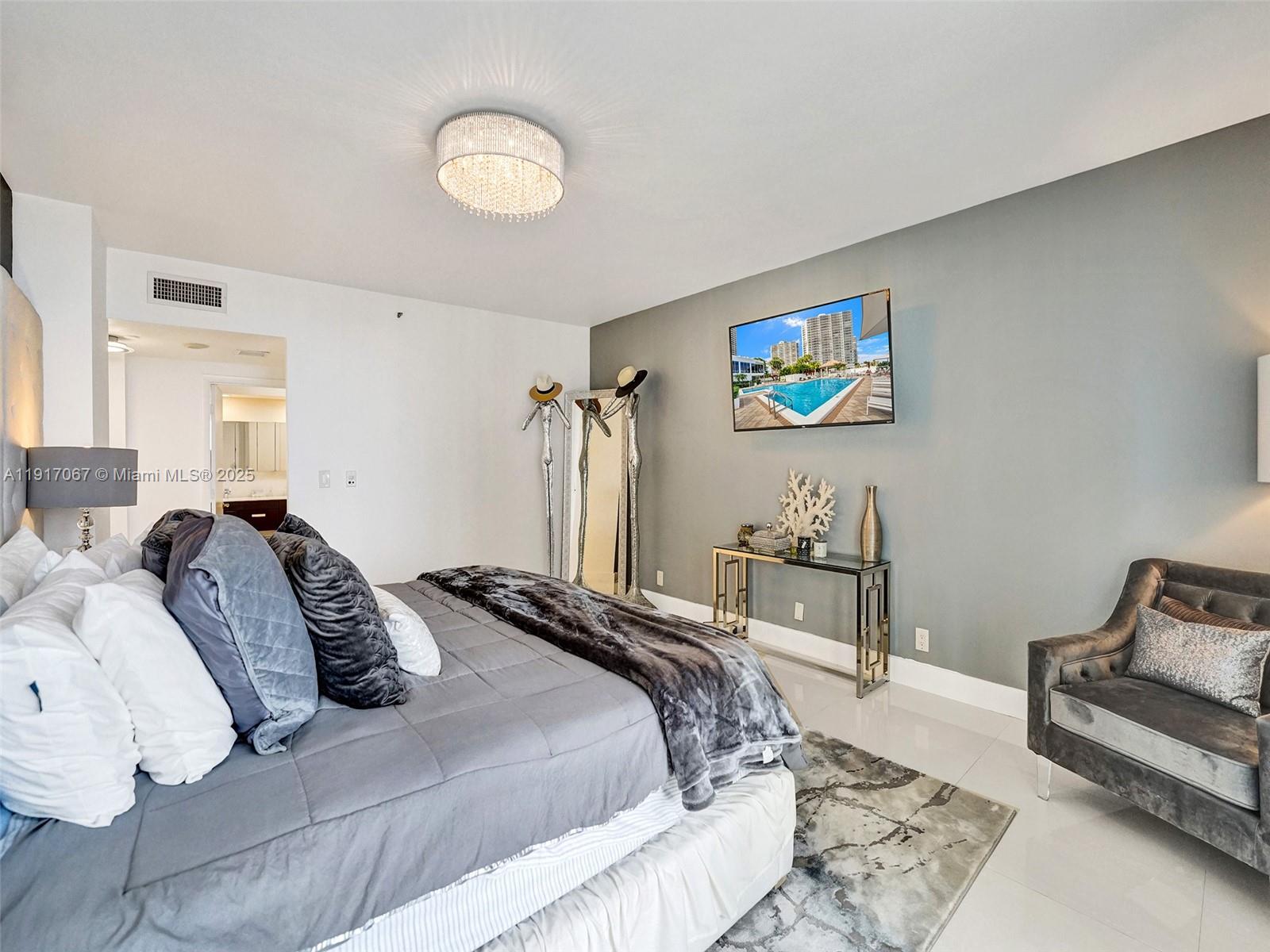 Photo of 20281 Country Club Dr #1114, Aventura, Florida, 33180 -