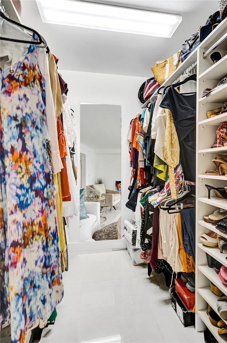 Photo of 20281 Country Club Dr #1114, Aventura, Florida, 33180 -