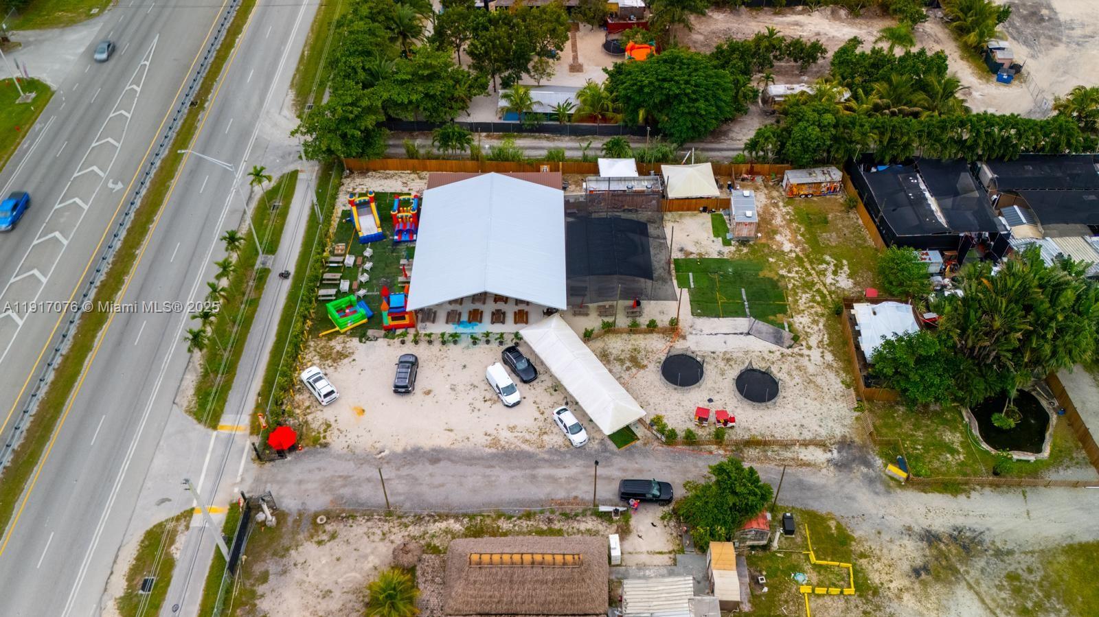   /   sq. ft. $ 2025-11-19 0 foto