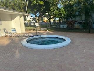 See details 416 2 / 2 1344 sq. ft. $ 2025-11-24 0 Photo