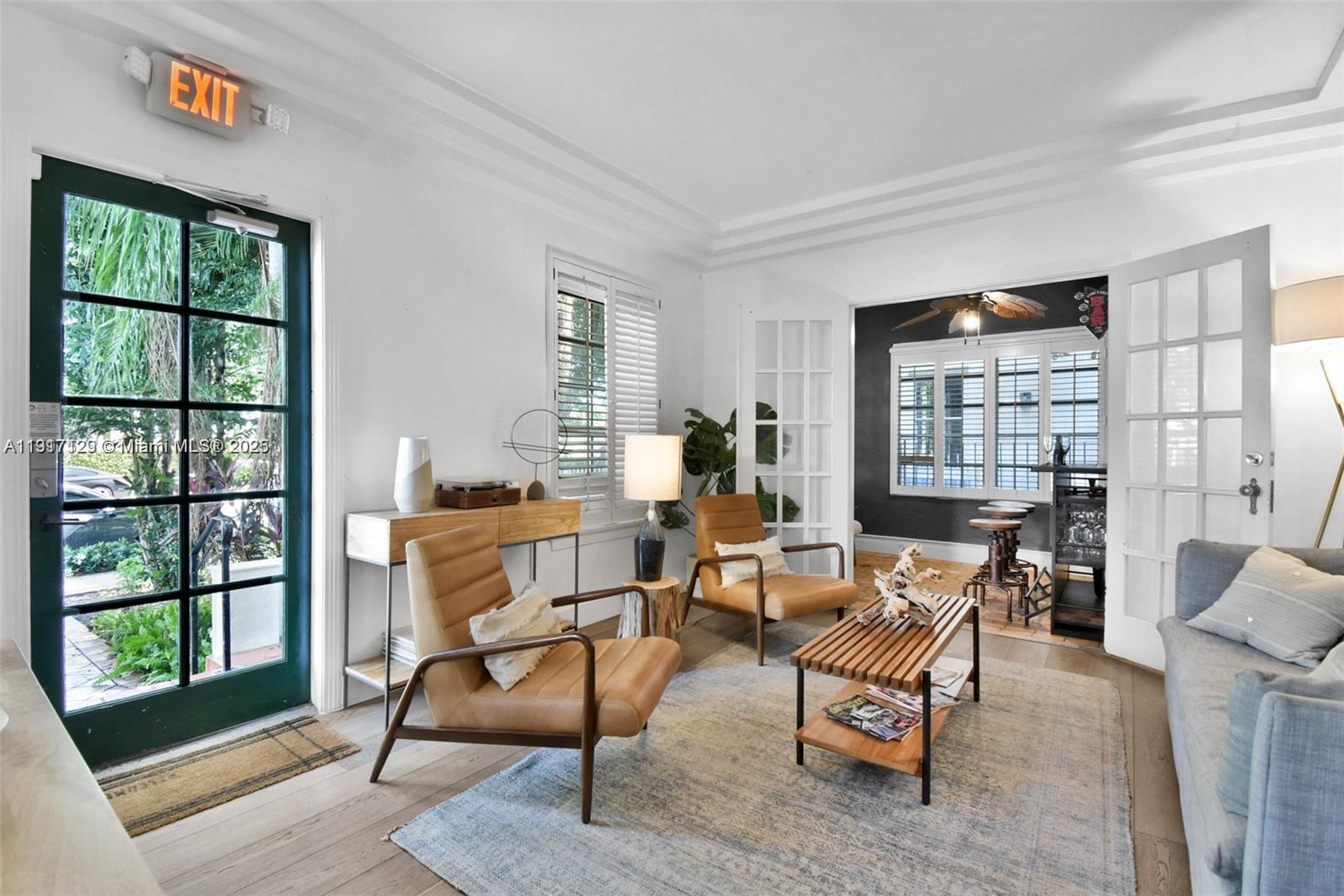 See details / sq. ft. $ 2025-11-19 0 Photo