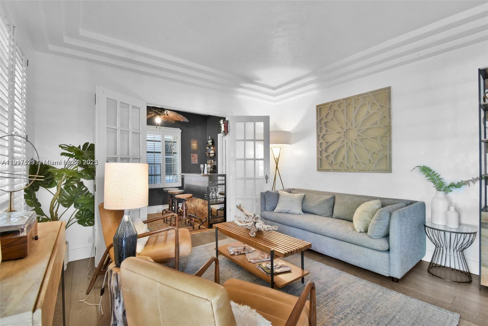 See details / sq. ft. $ 2025-11-19 0 Photo