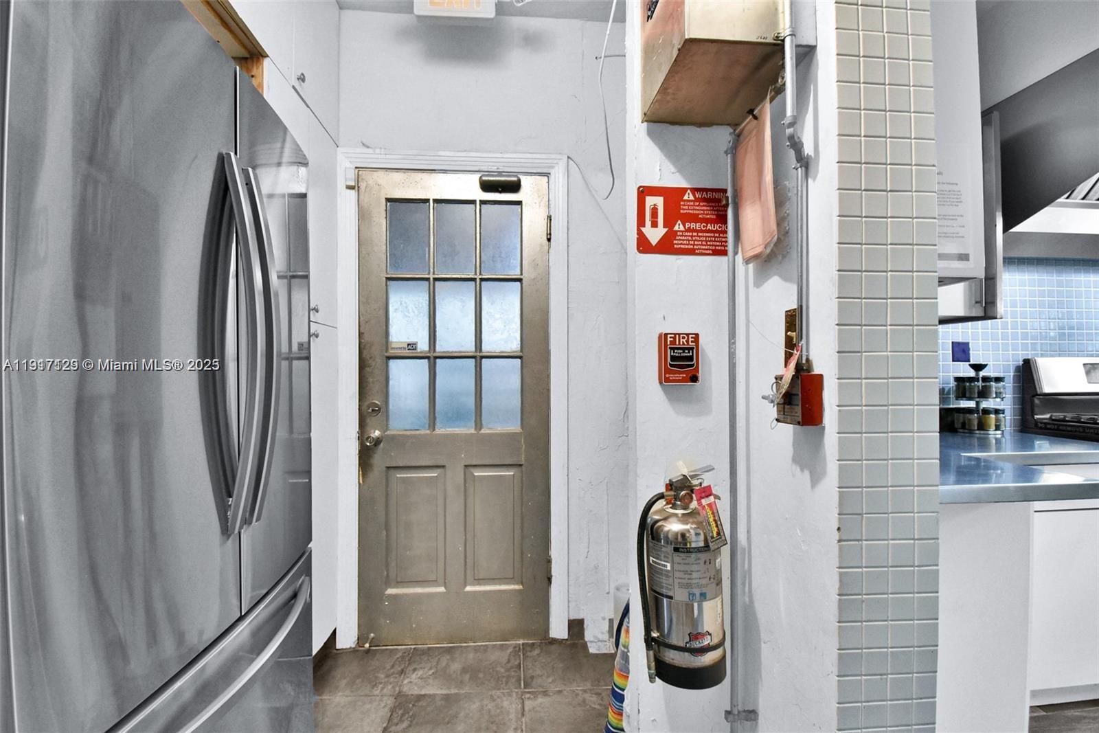 See details / sq. ft. $ 2025-11-19 0 Photo