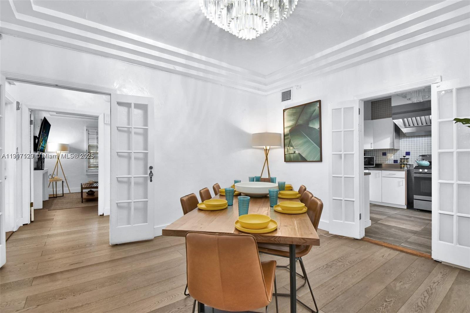 See details / sq. ft. $ 2025-11-19 0 Photo