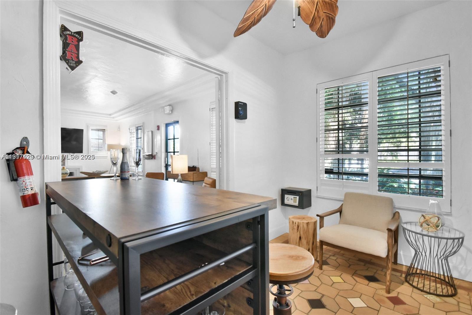 See details / sq. ft. $ 2025-11-19 0 Photo