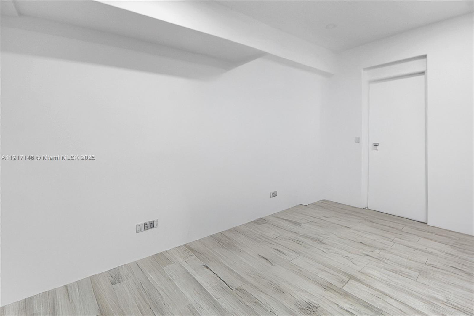   /  2190 sq. ft. $ 2025-11-19 0 Photo