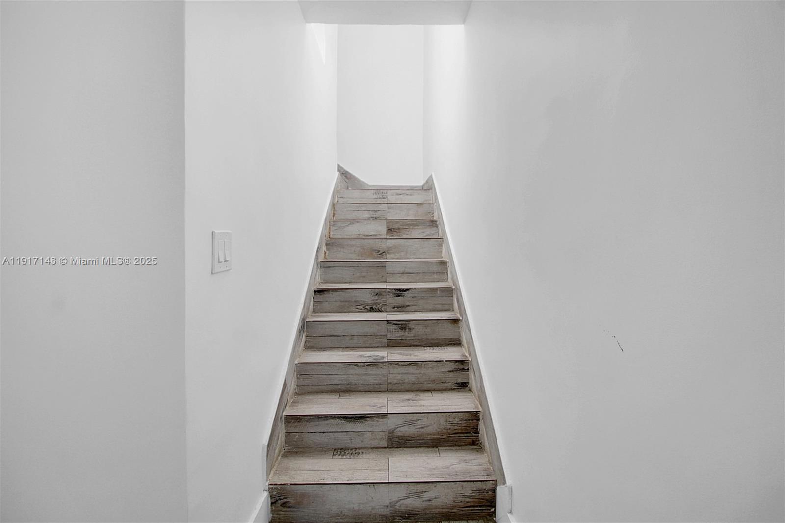   /  2190 sq. ft. $ 2025-11-19 0 Photo