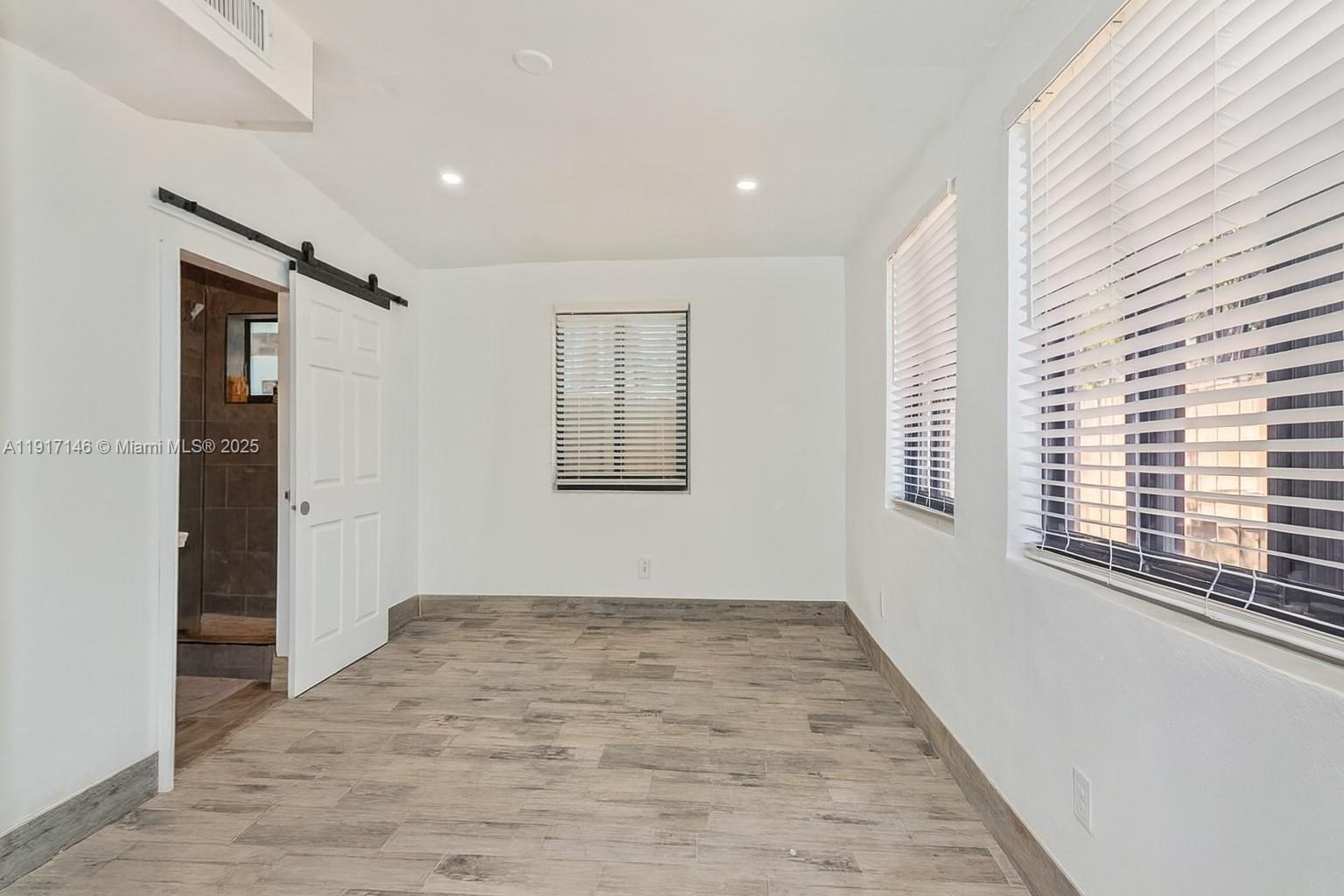   /  2190 sq. ft. $ 2025-11-19 0 Photo