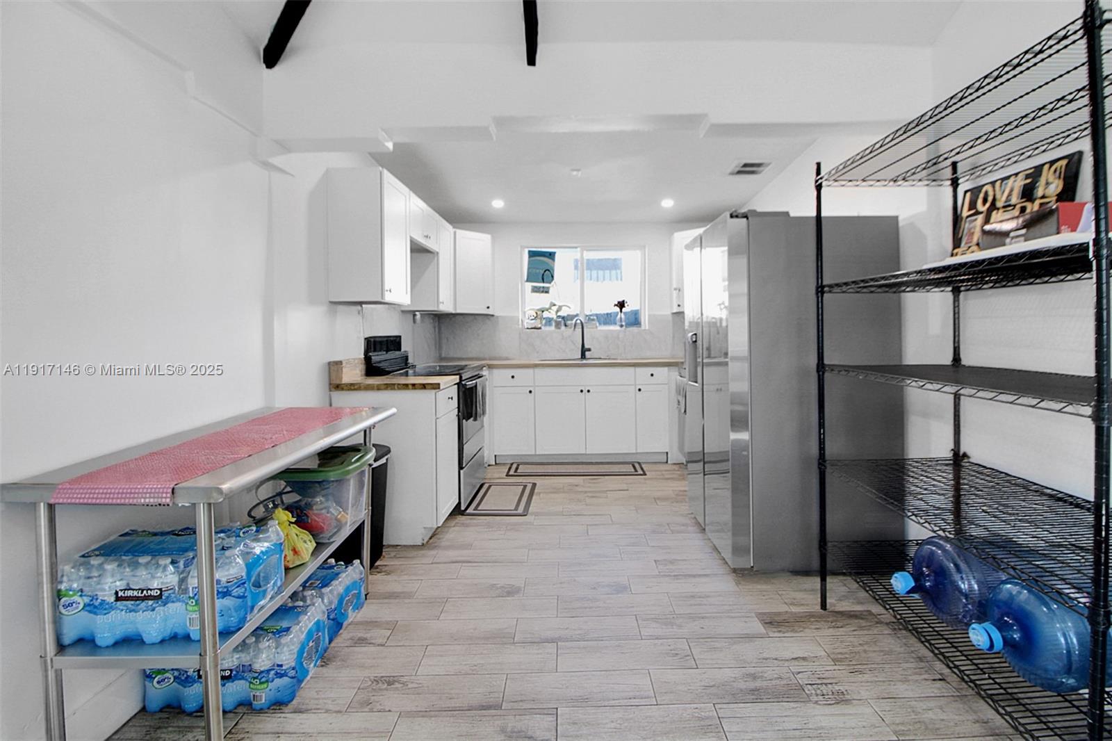   /  2190 sq. ft. $ 2025-11-19 0 Photo