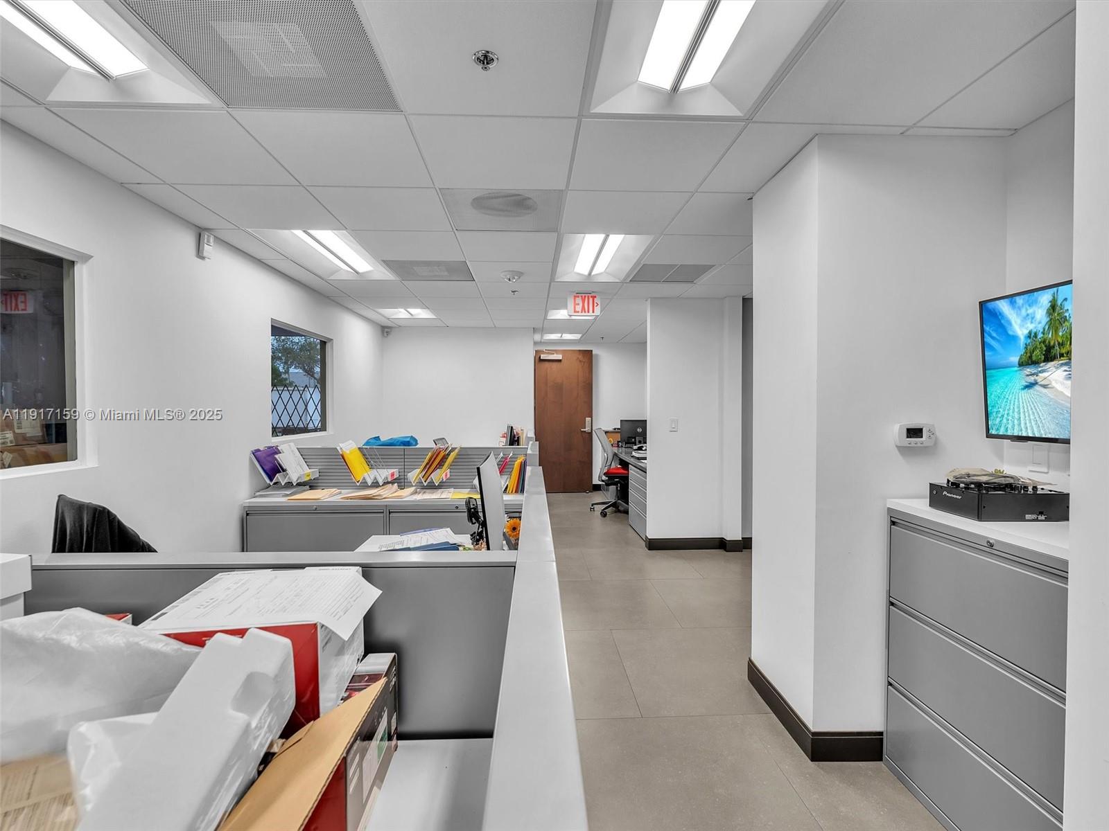   /   sq. ft. $ 2025-11-19 0 Photo