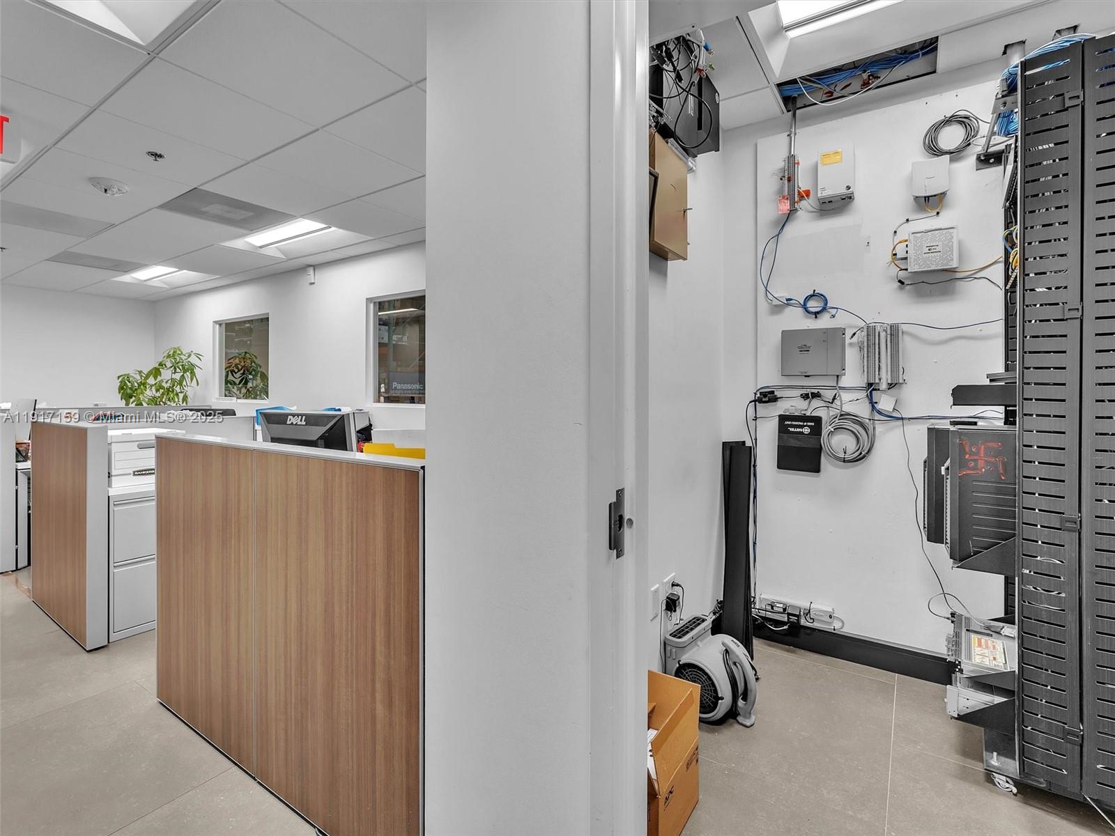   /   sq. ft. $ 2025-11-19 0 Photo