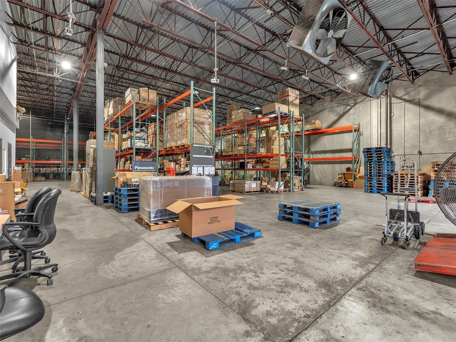   /   sq. ft. $ 2025-11-19 0 Photo