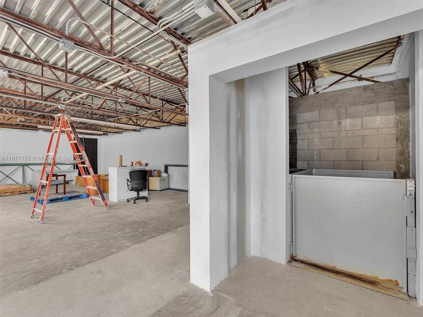   /   sq. ft. $ 2025-11-19 0 Photo