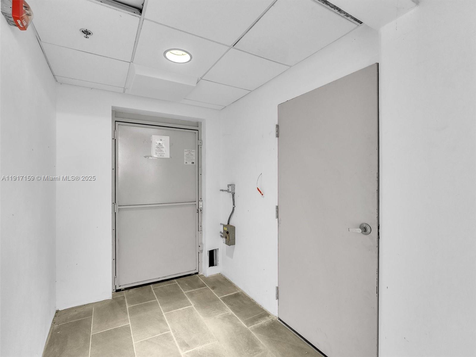   /   sq. ft. $ 2025-11-19 0 Photo