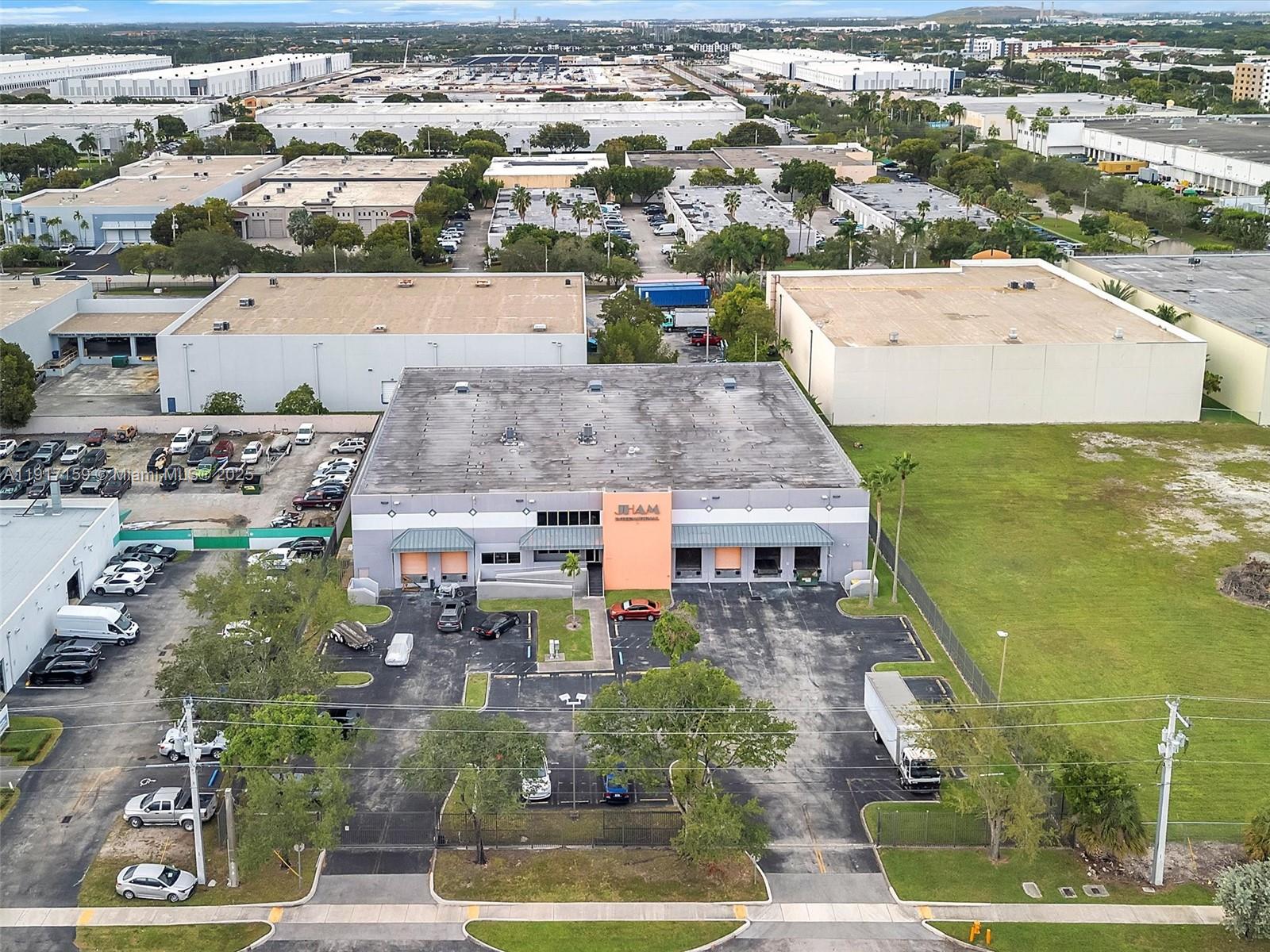   /   sq. ft. $ 2025-11-19 0 Photo