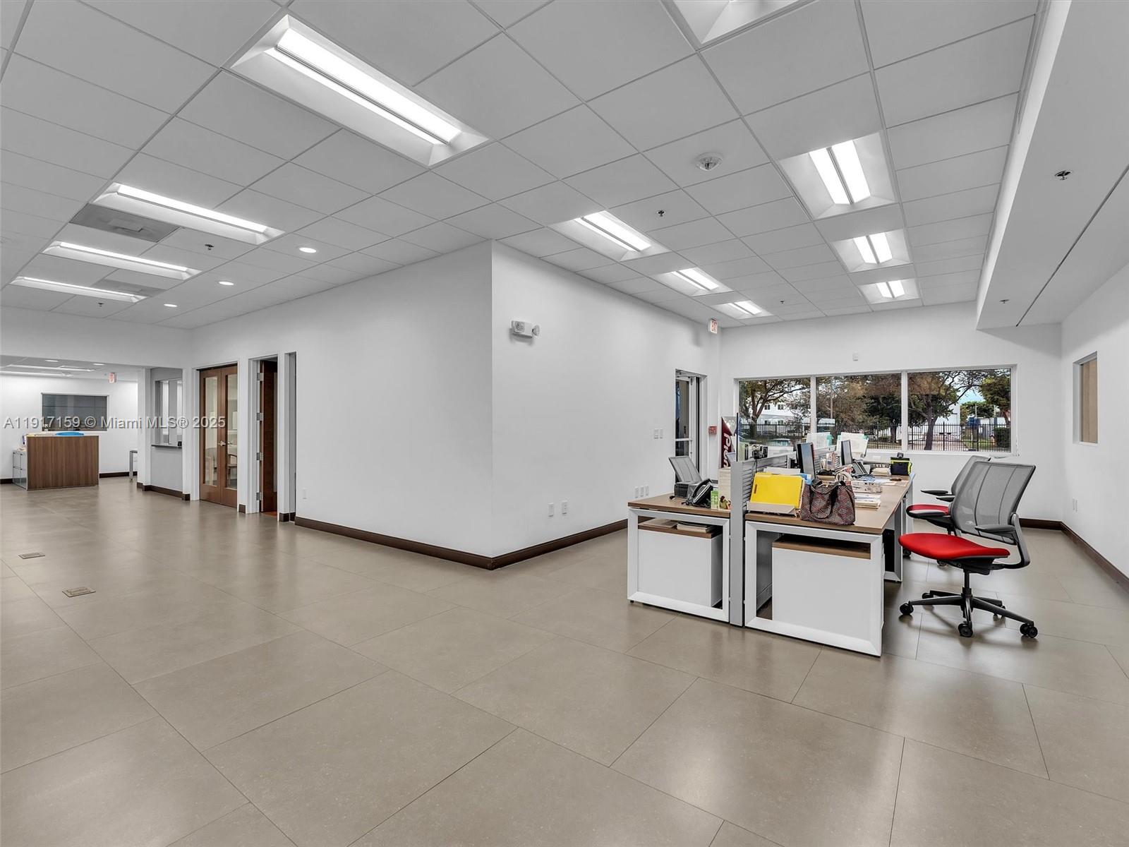   /   sq. ft. $ 2025-11-19 0 Photo