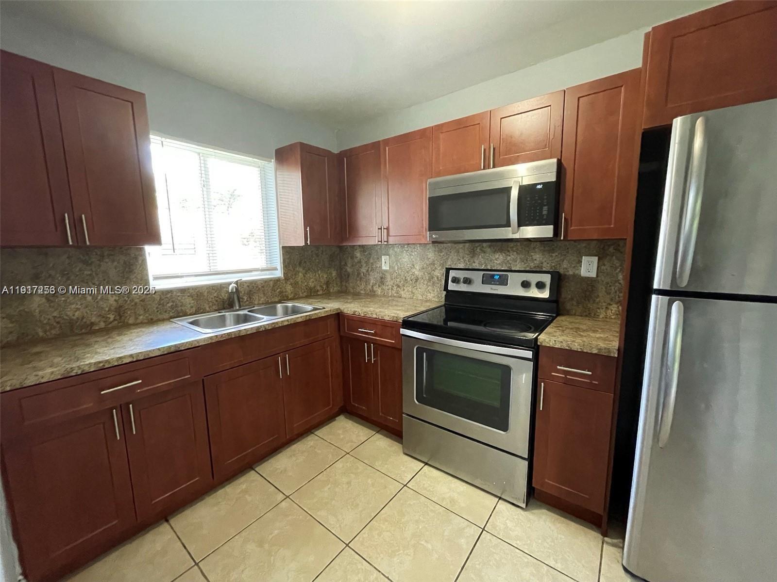   /  6313 sq. ft. $ 2025-11-19 0 Photo