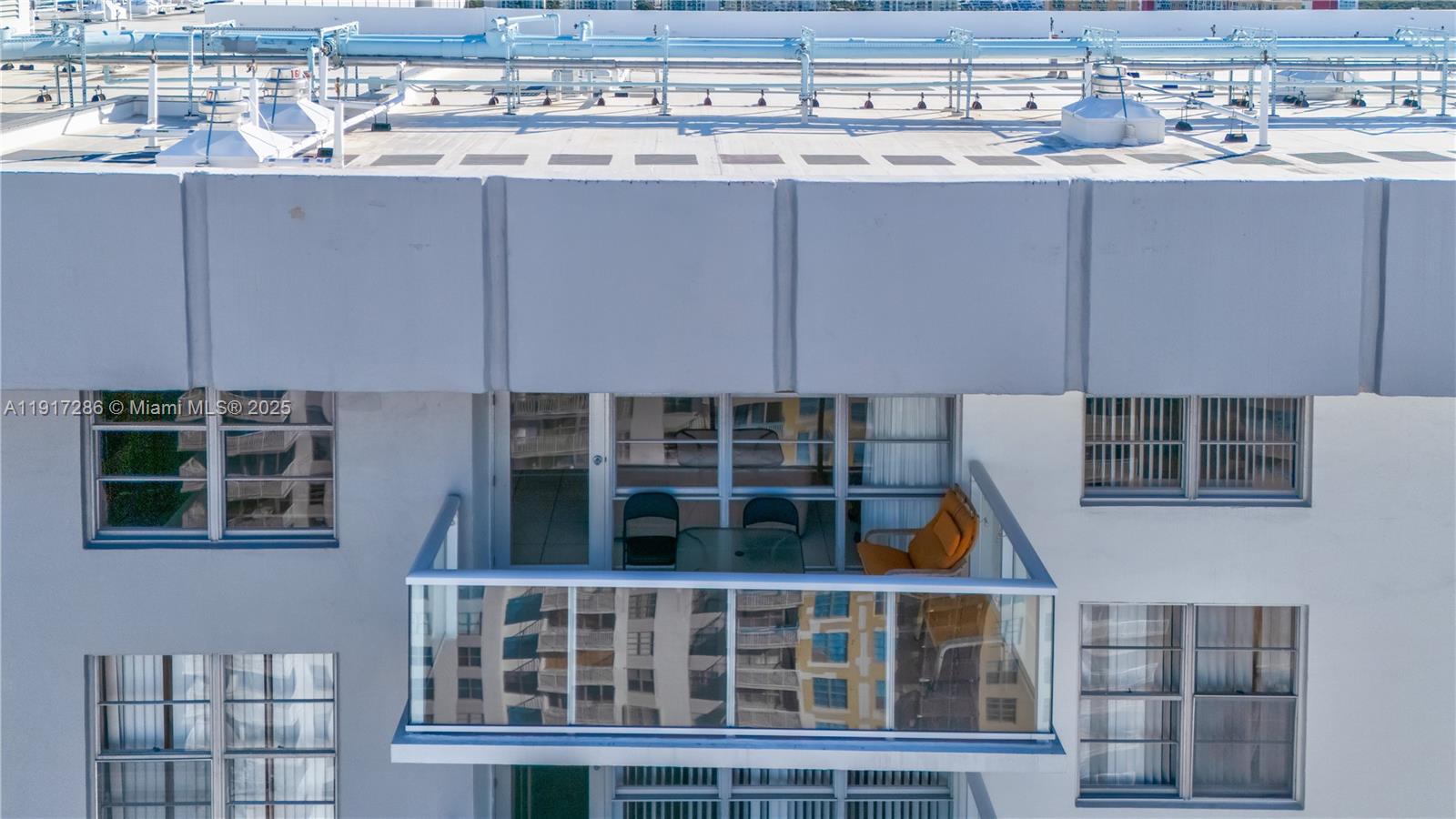 2410 2 / 2 1070 sq. ft. $ 2025-11-19 0 foto