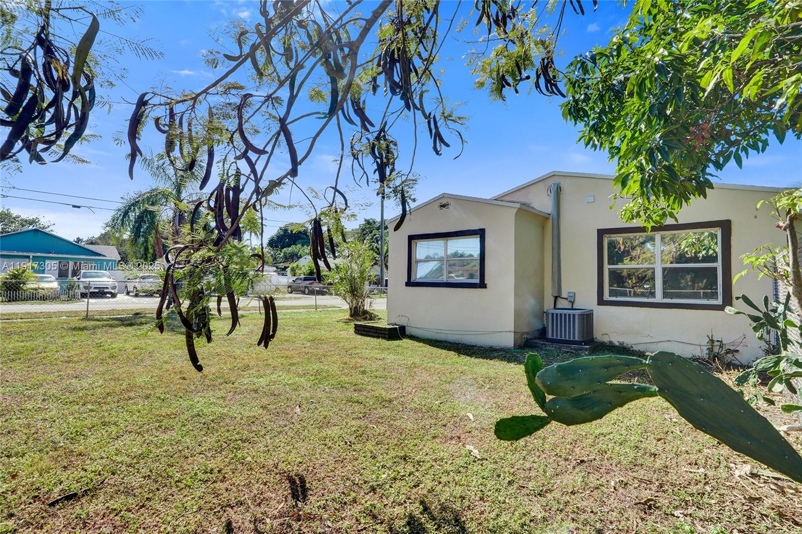   /  1718 sq. ft. $ 2025-12-09 0 foto