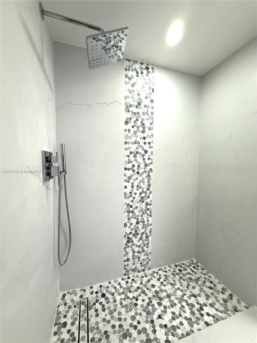 See details 1804 2 / 2 1232 sq. ft. $ 2025-11-20 0 Photo