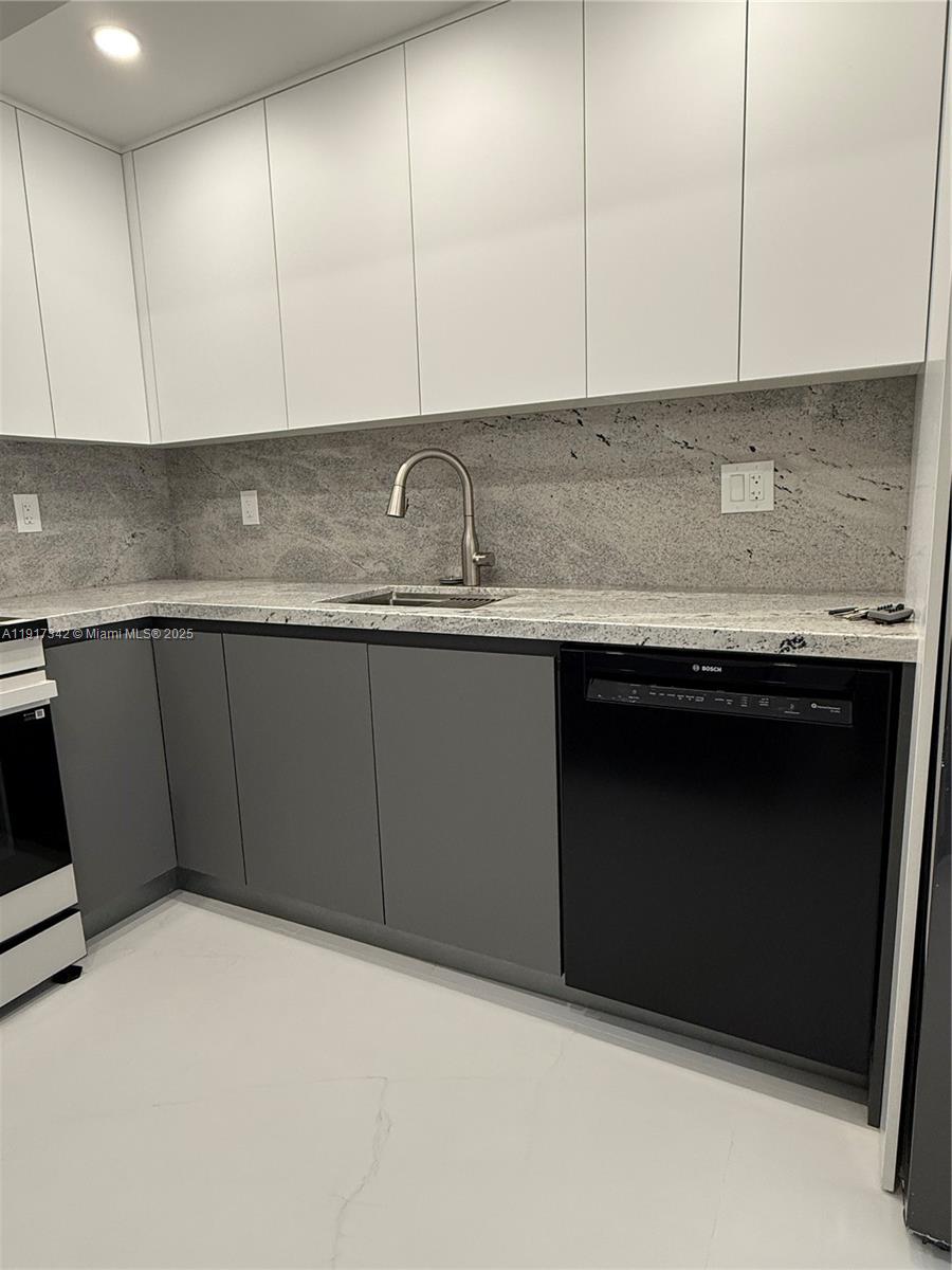 See details 1804 2 / 2 1232 sq. ft. $ 2025-11-20 0 Photo