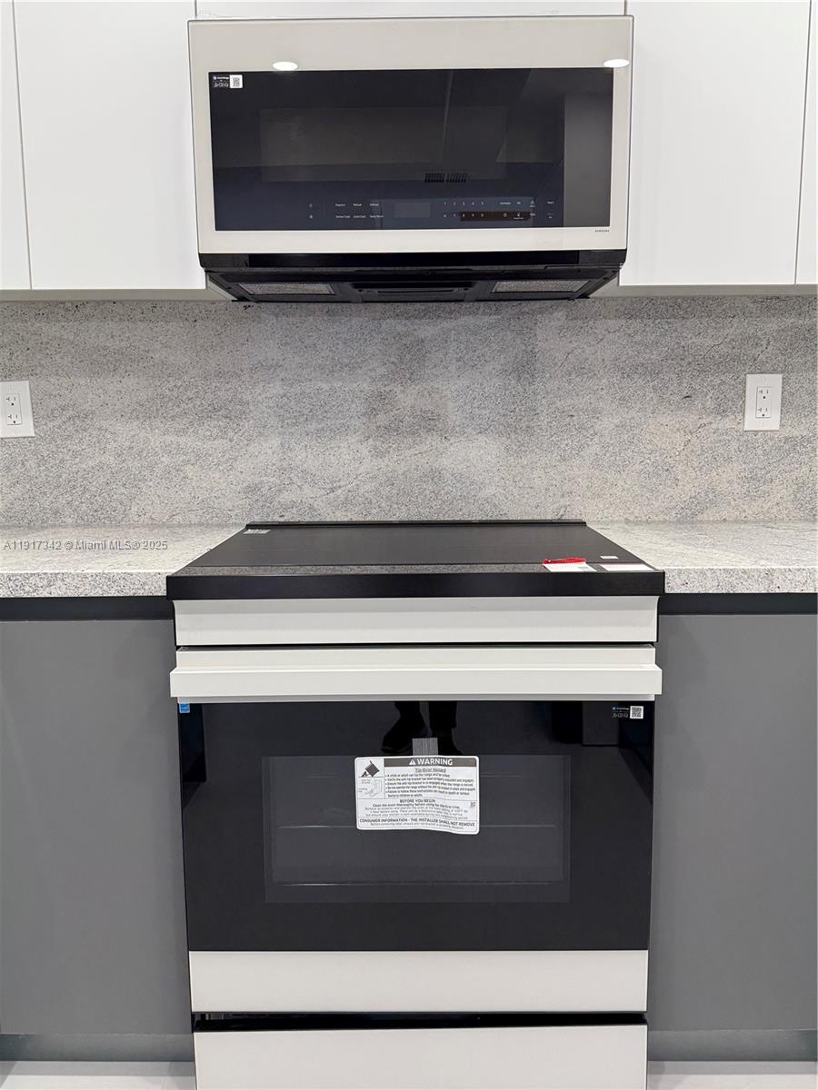 See details 1804 2 / 2 1232 sq. ft. $ 2025-11-20 0 Photo