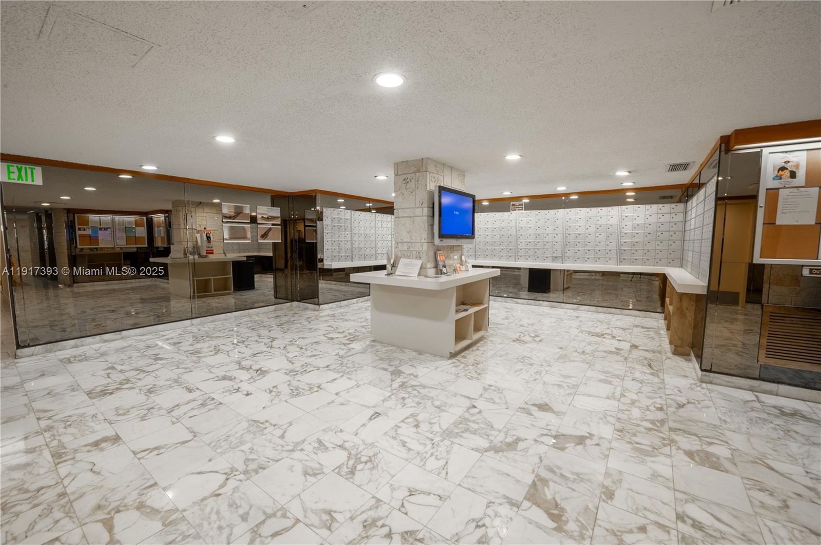 See details 309 2 / 2 1233 sq. ft. $ 2025-12-15 0 Photo