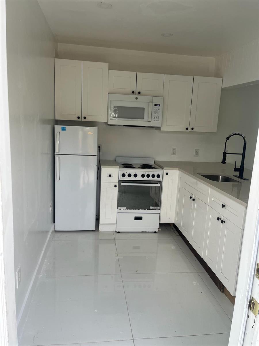 See details / 6 2492 sq. ft. $ 2026-10-13 0 Photo