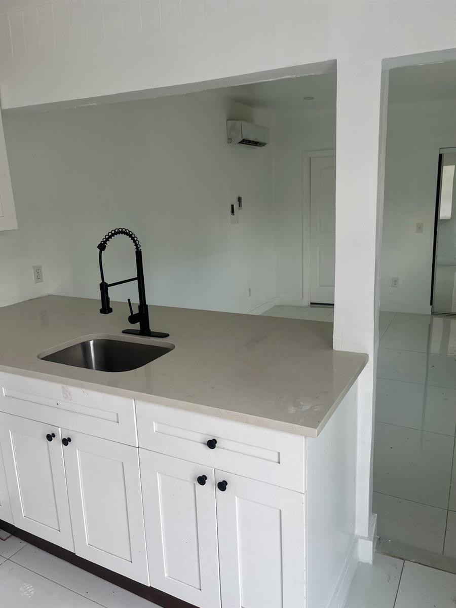 See details / 6 2492 sq. ft. $ 2026-10-13 0 Photo