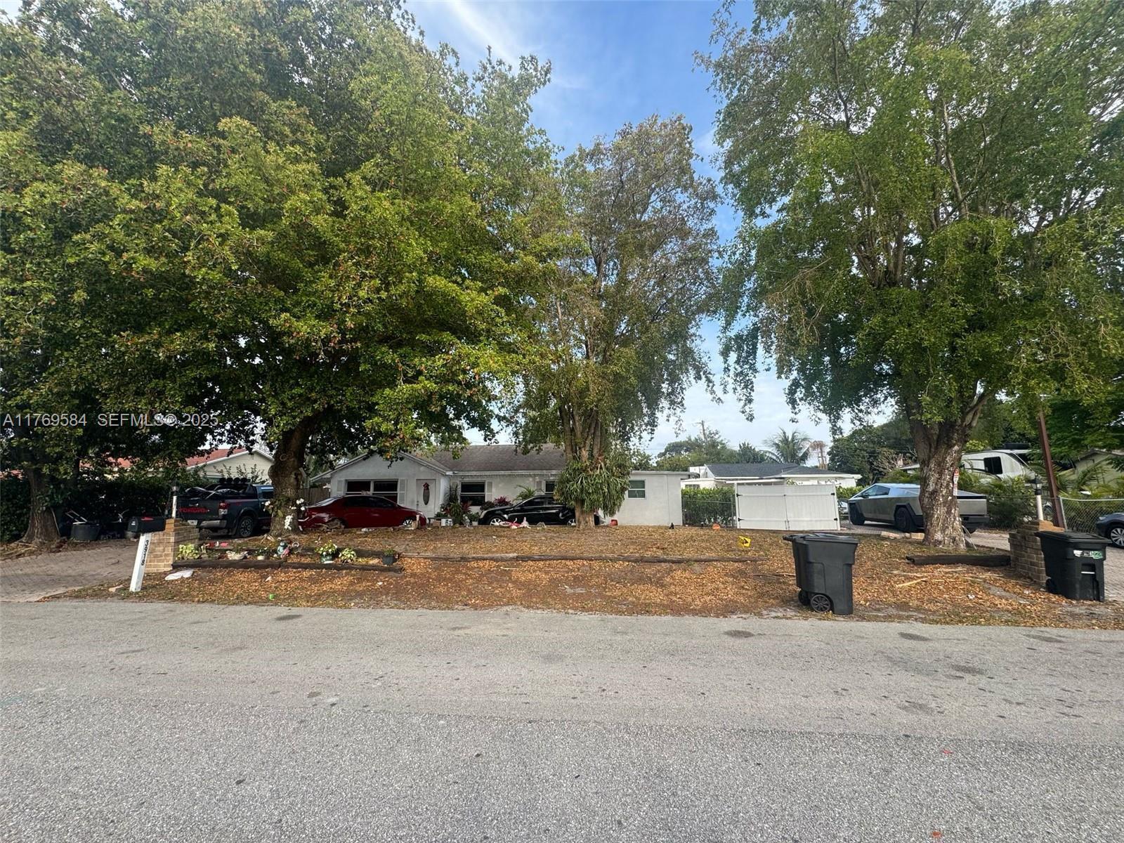 See details / 6 2492 sq. ft. $ 2026-10-13 0 Photo