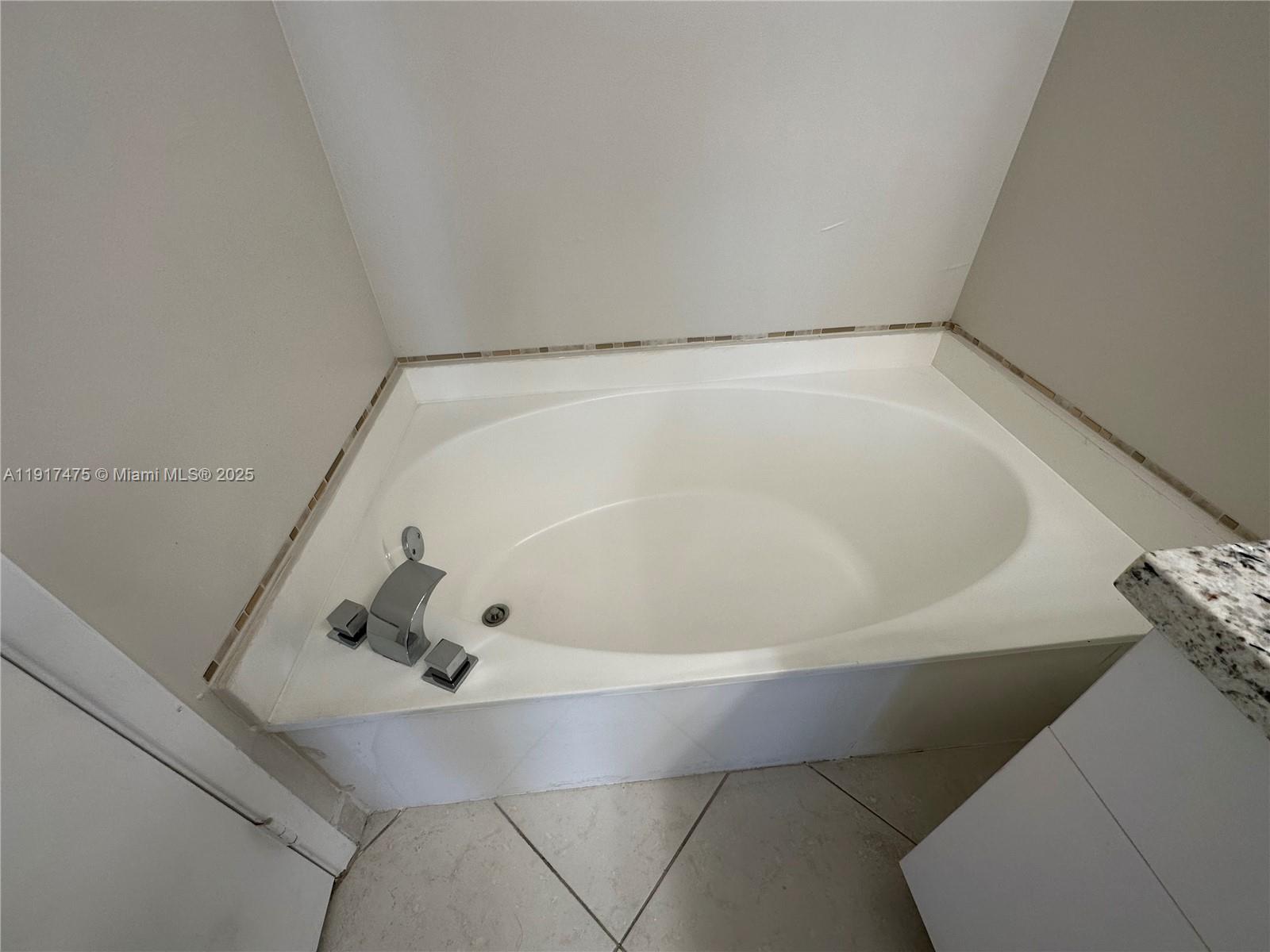 Photo of 3400 192nd St  #1010, Aventura, Florida, 33180 - 