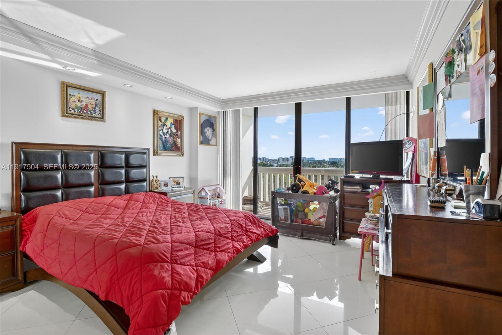 602 3 / 3 1900 sq. ft. $ 2025-11-20 0 Photo