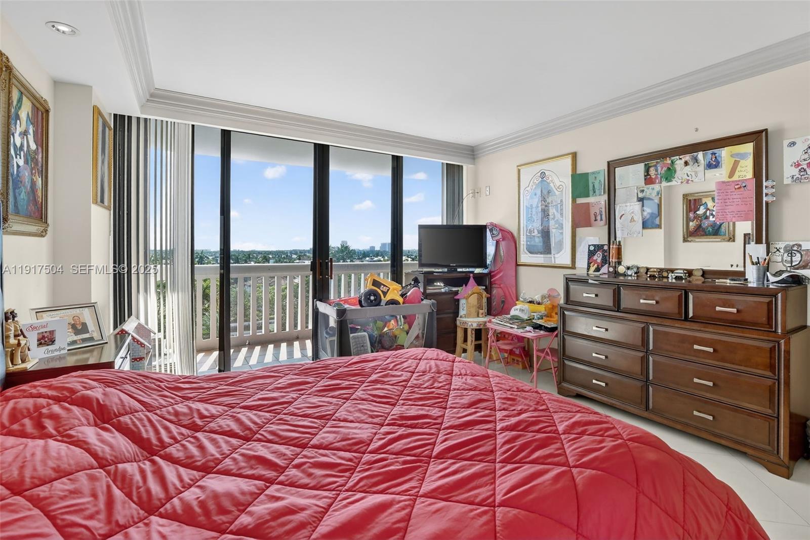 602 3 / 3 1900 sq. ft. $ 2025-11-20 0 Photo