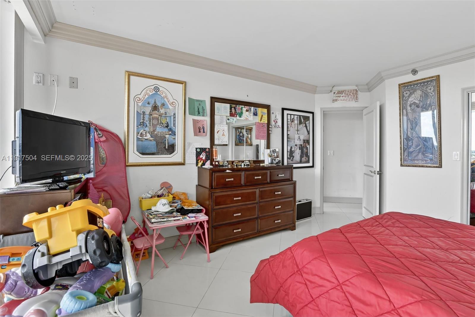 602 3 / 3 1900 sq. ft. $ 2025-11-20 0 Photo