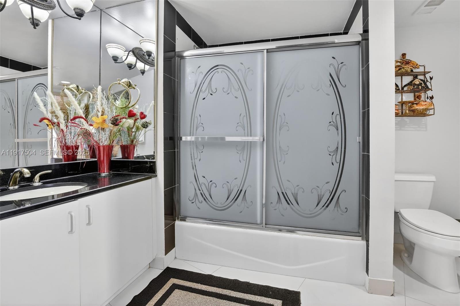 602 3 / 3 1900 sq. ft. $ 2025-11-20 0 Photo