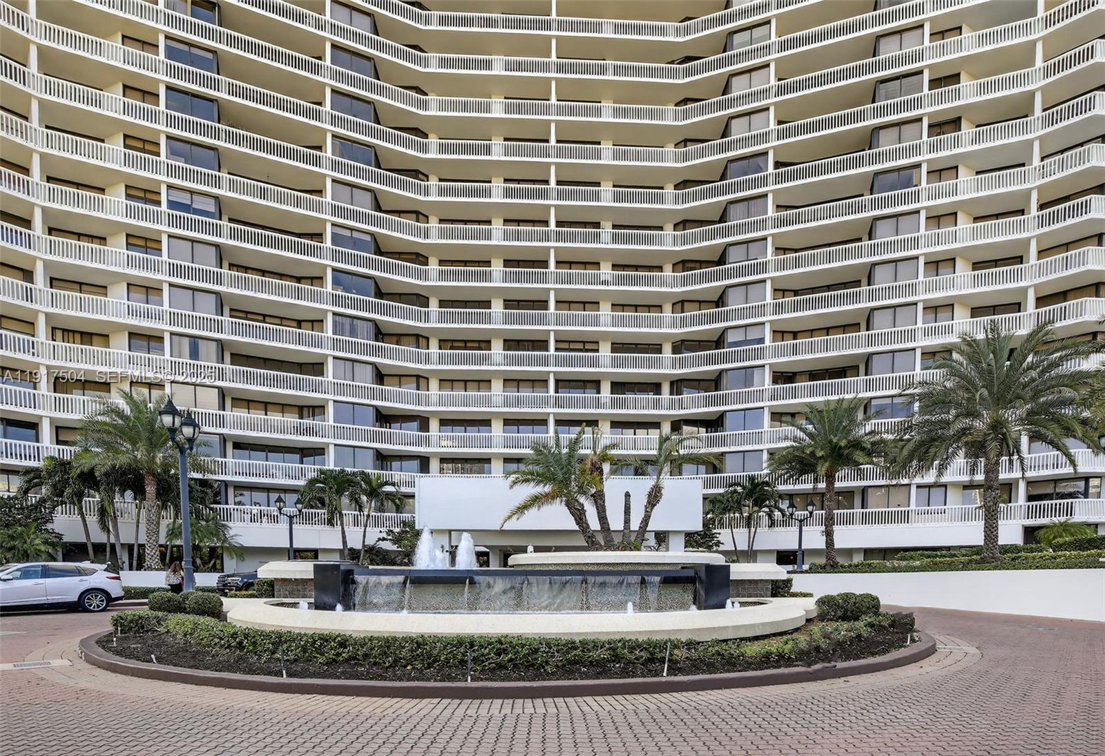 602 3 / 3 1900 sq. ft. $ 2025-11-20 0 Photo