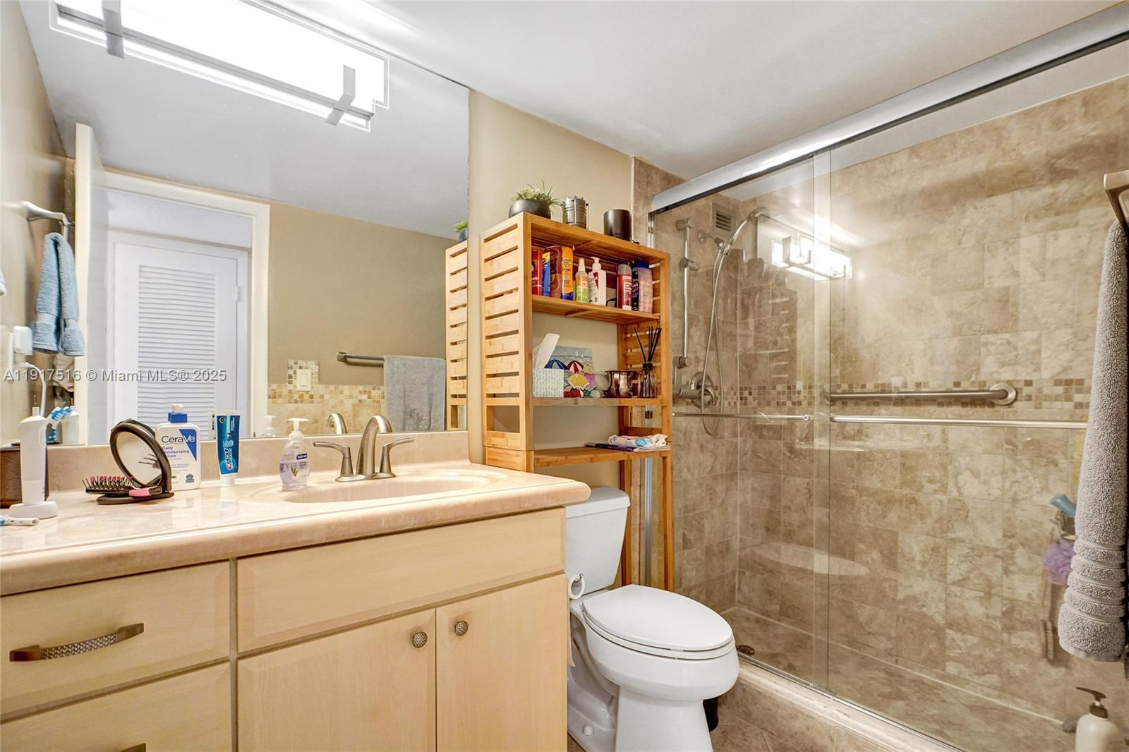 Photo of 1400 Ocean Dr  #502, Hollywood, Florida, 33019 - 