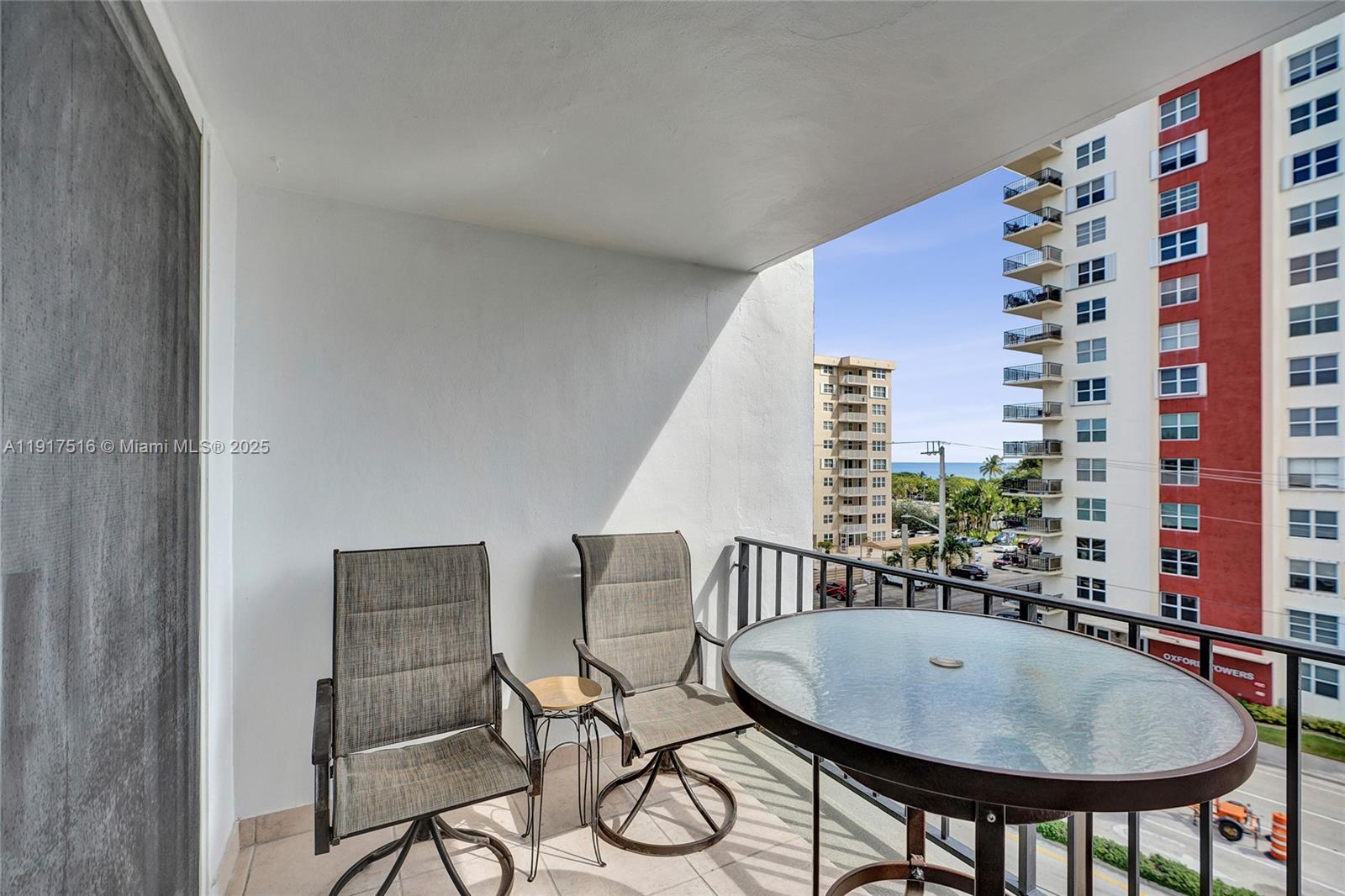 Photo of 1400 Ocean Dr  #502, Hollywood, Florida, 33019 - 