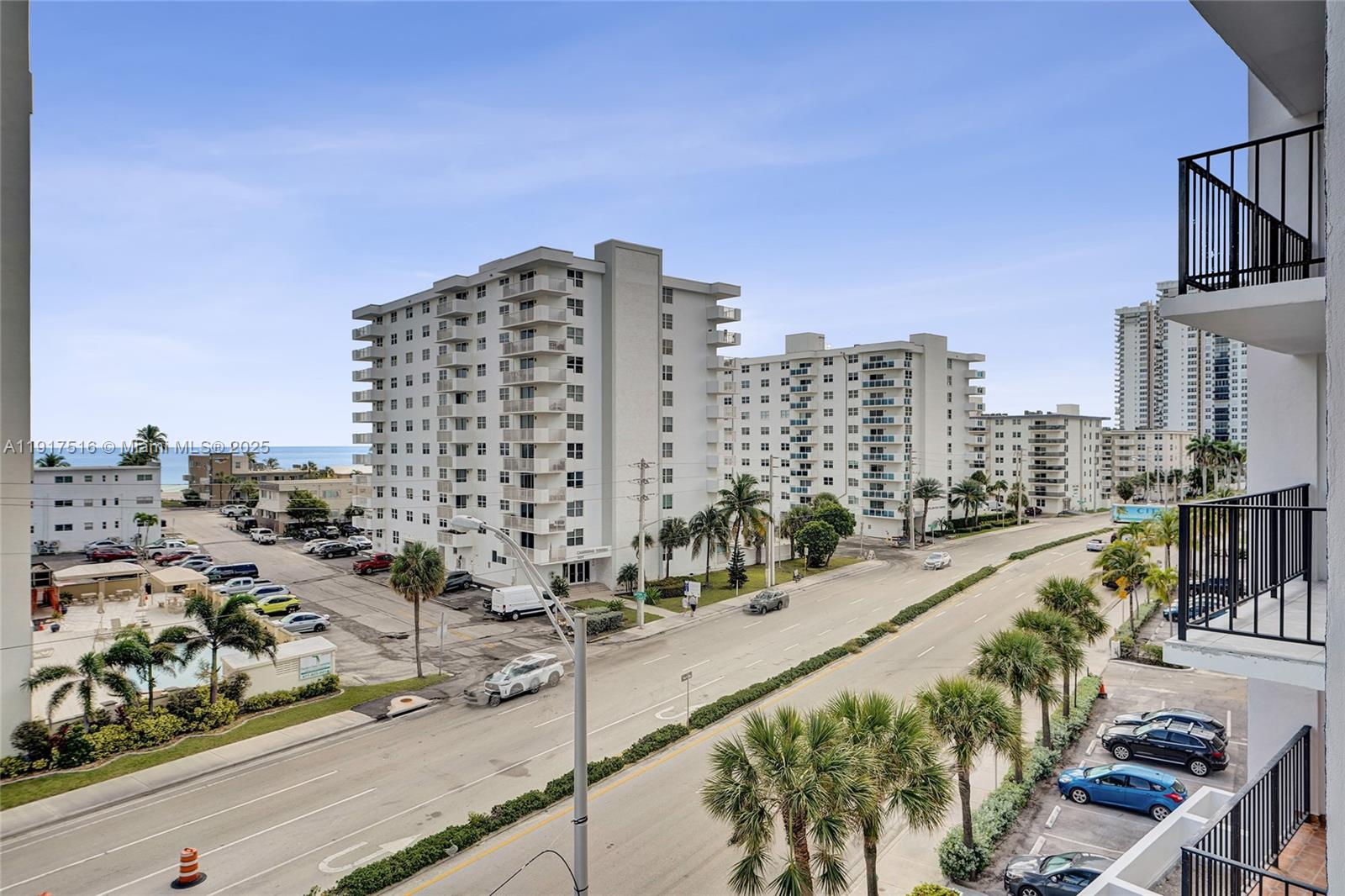 Photo of 1400 Ocean Dr  #502, Hollywood, Florida, 33019 - 