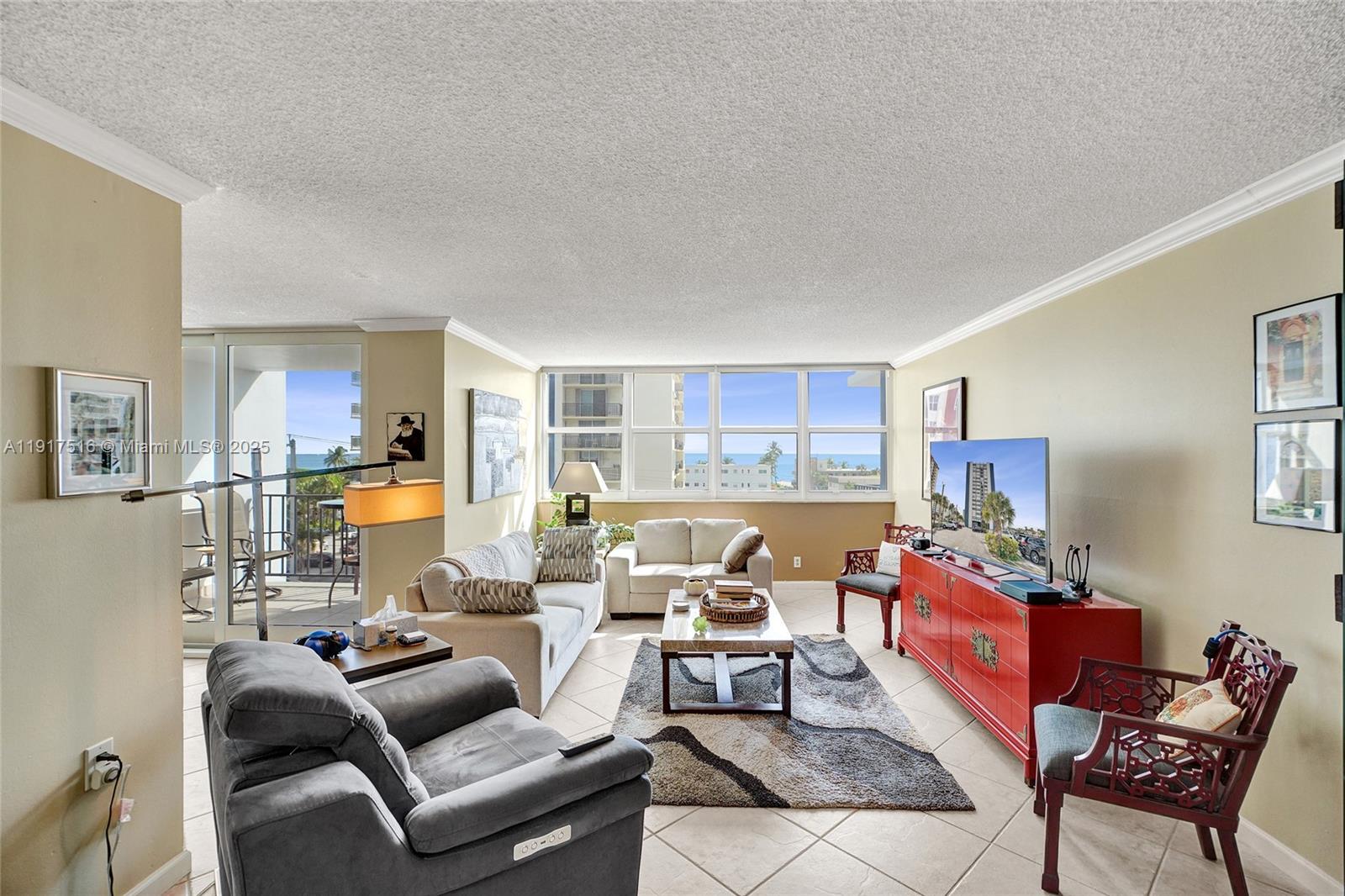 Photo of 1400 Ocean Dr  #502, Hollywood, Florida, 33019 - 