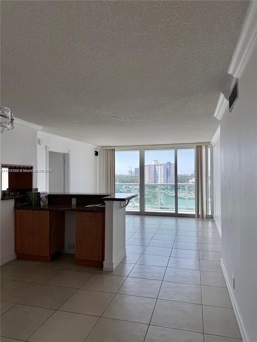 See details 903 2 / 2 1331 sq. ft. $ 2025-11-20 0 Photo