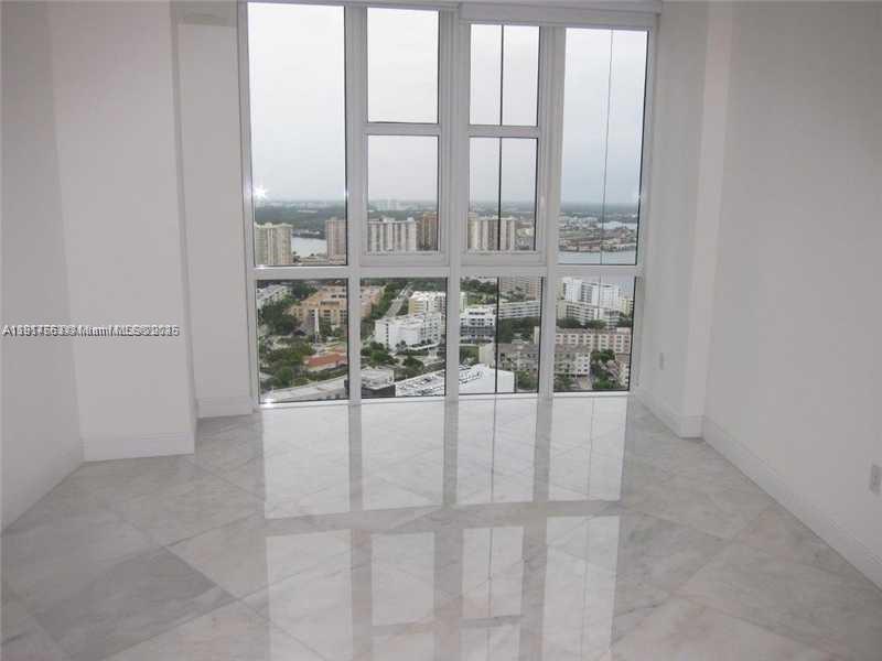 4309A 2 / 2 1324 sq. ft. $ 2025-11-20 0 Photo