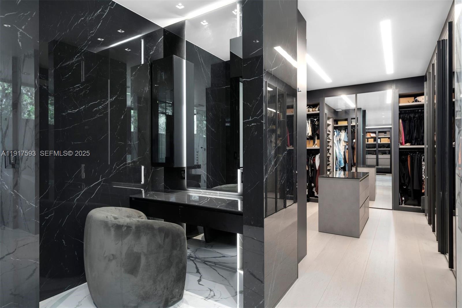 Photo of 342 Parkway (342), Golden Beach, Florida, 33160 -